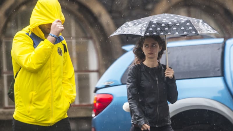 RADAR: Definitivní konec léta, brzy se spustí lijáky i bouřky. Teploty výrazně klesnou