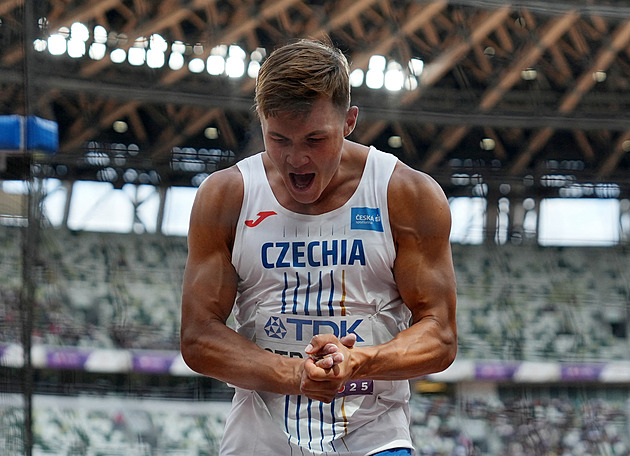 Prášek na spaní nezabral. Unavený Stráský: Škoda, že se pořadatelé nezamyslí