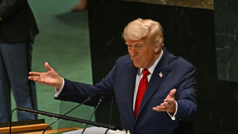 Trump: Země NATO by měly sestřelit ruské letouny ve svém vzdušném prostoru. Jsme velmi silní