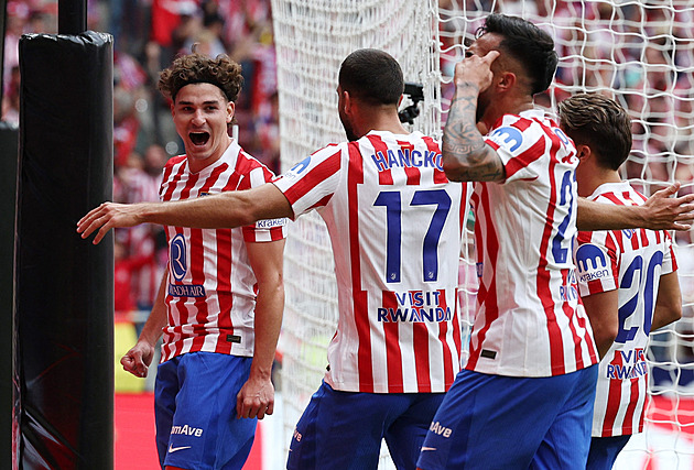 Těžká rána pro Real. V derby s Atléticem ztratil vedení a schytal pětigólový debakl