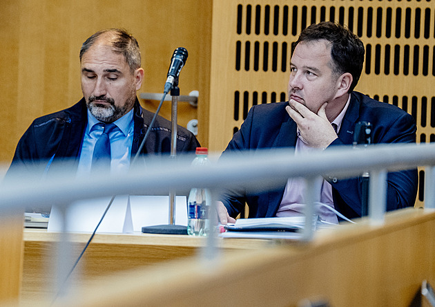 Dozimetr, den šestý. Radil Kučera z DPP Redlovi i Hlubučkovi?