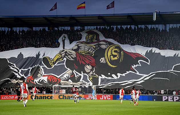 NEJ Z LIGY: Durosinmiho penaltové prokletí i smolař Vlček. A Pardubice se dočkaly!