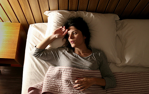 Když vám nervy nedají spát. Pět tipů, jak zmírnit noční úzkost