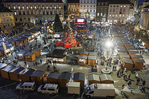 Vánoční trhy 2025: města lákají na koncerty, ruská kola i unikátní prohlídky