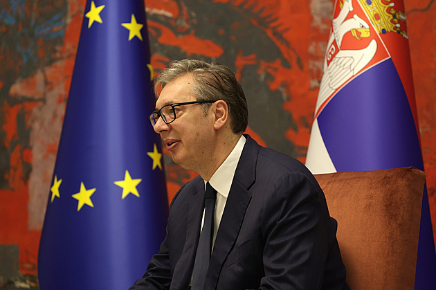 Nejezděte na summit do Černé Hory, hrozí vám nebezpečí, varují zpravodajci Vučiče